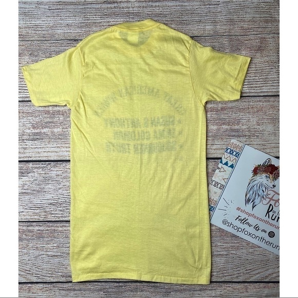vintage 1982 Yellow “Great American Women” T-Shirt Size Small - Picture 2 of 6